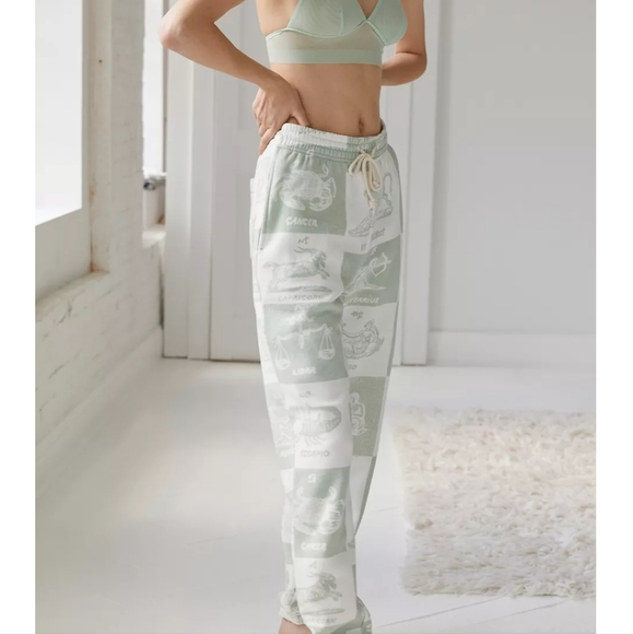 FINAL PRICE! NWT UO Pants - Picture 4 of 4